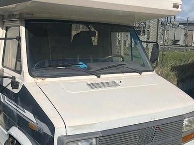 Usata Fiat Ducato 75 CV (55 kW) 1990 Bianco Furgone