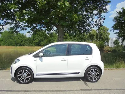 Gebraucht VW up! move up! 60 PS (44 kW) 2018 Weiß Kleinwagen