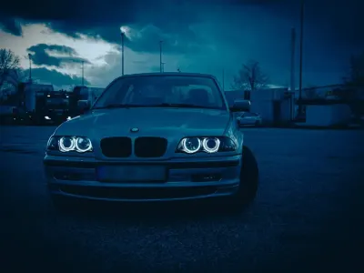 Gebraucht BMW 320 150 PS (110 kW) 1999 Silber Limousine