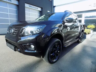 Käytetty Nissan Navara 360º 190 HP (139 kW) 2021 Musta Nouto