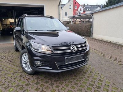 Schwarz Gebraucht 2012 VW Tiguan Sportline SUV | 6.799 € (Guter Preis)