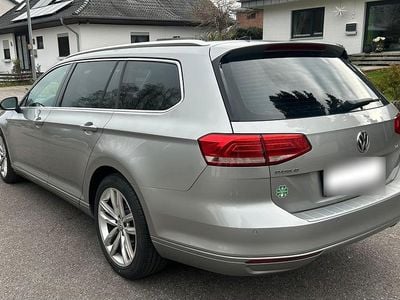 Second-hand VW Passat 150 CP (110 kW) 2015 Gri Break
