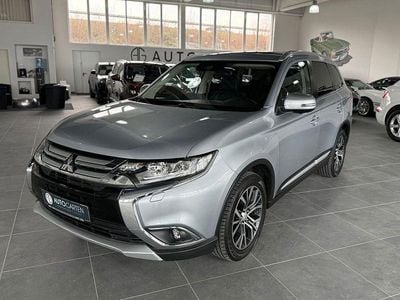 Gebraucht Mitsubishi Outlander Top 150 PS (110 kW) 2017 Coolsilber (m) SUV