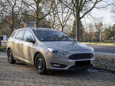 Gebraucht Ford Focus Business Edition 120 PS (88 kW) 2017 Grau Kombi