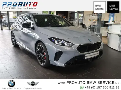 Gebraucht BMW M1 M Sport 300 PS (220 kW) 2025 Brooklyn grau Coupé