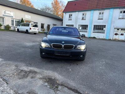 BMW 745