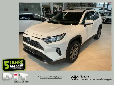 Gebraucht Toyota RAV4 Hybrid Team 218 PS (160 kW) 2023 Schneeweiß SUV
