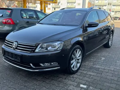 Gebraucht VW Passat Highline 150 PS (110 kW) 2012 Schwarz Kombi