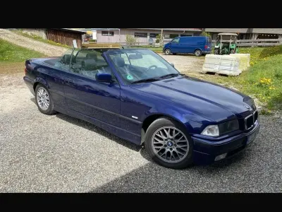 Gebraucht BMW 318 116 PS (85 kW) 1998 Blau Cabrio