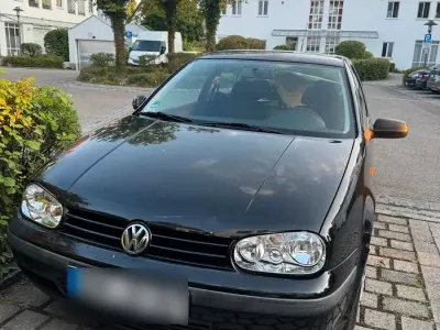 Gebraucht VW Golf IV 100 PS (73 kW) 1999 Schwarz Kleinwagen