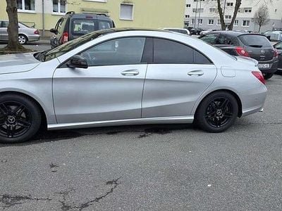 Gebraucht Mercedes CLA220 Urban 170 PS (125 kW) 2013 Silber Limousine
