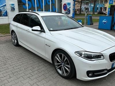 Usata BMW 530 Sport Line 258 CV (189 kW) 2015 Bianco Station wagon