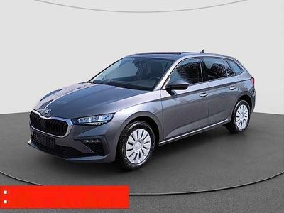 Gebraucht Skoda Scala Essence 116 PS (85 kW) 2024 Grau metallic Kleinwagen