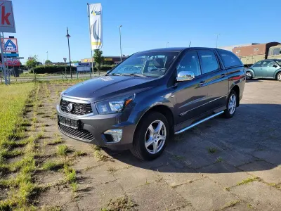 Gebraucht SsangYong Actyon 178 PS (130 kW) 2018 Dunkel grau metallic SUV