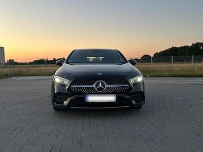 Gebraucht Mercedes A200 AMG 163 PS (119 kW) 2021 Schwarz Kleinwagen