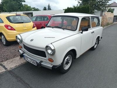 Gebraucht Trabant 601 26 PS (19 kW) 1977 Weiß Kombi