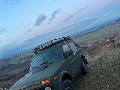 Grün Gebraucht 2014 Lada niva SUV | 6.000 € (Guter Preis)
