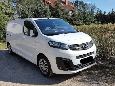 Gebraucht Opel Vivaro-e Combi Innovation 120 PS (88 kW) 2020 Weiß Van / Kleinbus