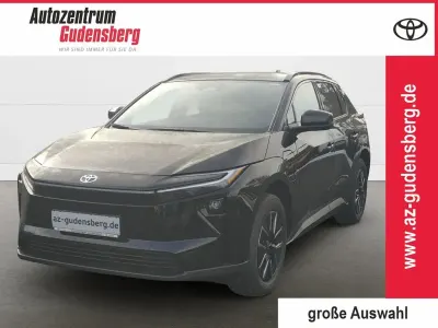 Neu Toyota bZ4X 164 kW (224 PS) 2026 Attitude black mc. SUV