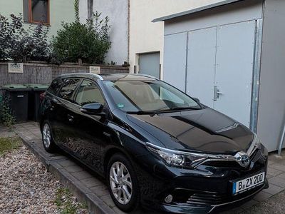 Toyota Auris Touring Sports