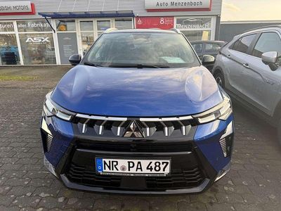 Royalblau / onyxschwarz (t) Gebraucht 2025 Mitsubishi ASX Edition SUV | 29.990 € (Fairer Preis)