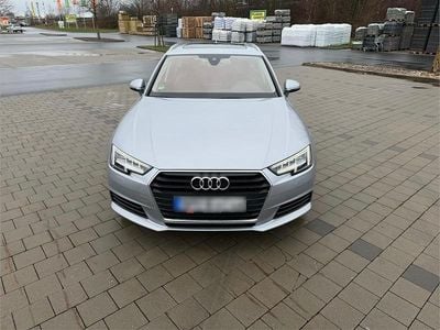 Gebraucht Audi A4 Comfort 190 PS (139 kW) 2019 Silber Kombi