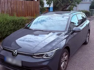 Gebraucht VW Golf VIII 110 PS (80 kW) 2021 Grau Limousine