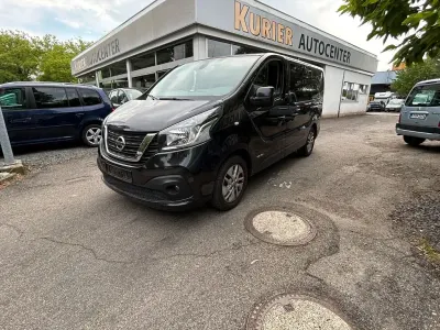 Gebraucht Nissan NV300 Comfort 145 PS (106 kW) 2018 Schwarz Van