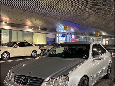 Silber Gebraucht 2002 Mercedes CLK240 Coupé | 8.000 €
