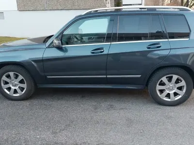 Gebraucht Mercedes GLK200 143 PS (105 kW) 2013 Grau SUV