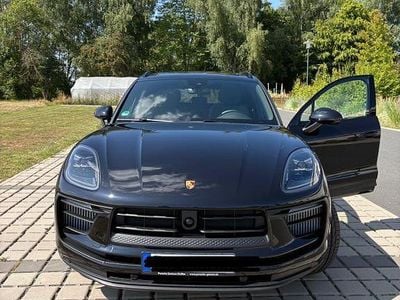 Porsche Macan S