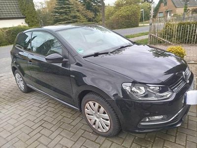 Second-hand VW Polo LOUNGE 60 CP (44 kW) 2015 Negru Hatchback