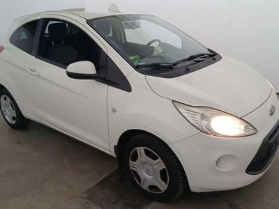 Gebraucht Ford Ka Titanium 69 PS (50 kW) 2010 Weiss Kleinwagen