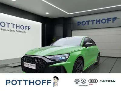 Usata Audi RS3 Sportback Sport 400 CV (294 kW) 2025 Verde Utilitaria