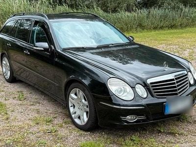 Mercedes E320