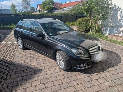 Gebraucht Mercedes C250 Avantgarde 204 PS (150 kW) 2013 Schwarz Limousine