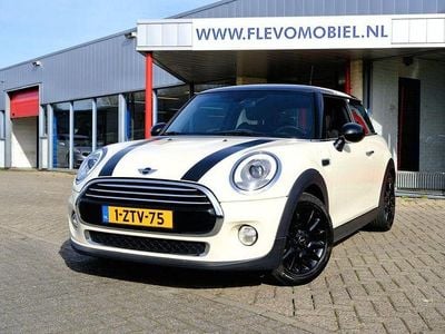 Second-hand Mini Cooper Pepper 136 CP (100 kW) 2015 Alb Hatchback
