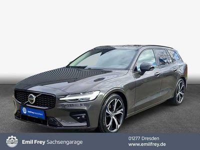 Gebraucht Volvo V60 145 PS (106 kW) 2025 Kombi