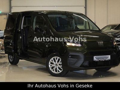 Neu Fiat Doblò 131 PS (96 kW) 2025 Grün Van / Kleinbus