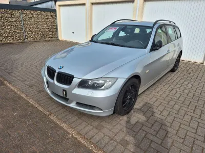 Gebraucht BMW 320 163 PS (119 kW) 2006 Silber Kombi