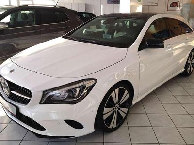 Gebraucht Mercedes CLA200 Shooting Brake Urban 136 PS (100 kW) 2018 Polarweiss  unilack Kombi