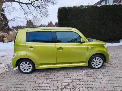 Gebraucht Daihatsu Materia 103 PS (75 kW) 2007 Grün Van / Kleinbus