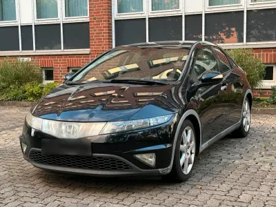 Gebraucht Honda Civic 140 PS (102 kW) 2008 Schwarz Limousine