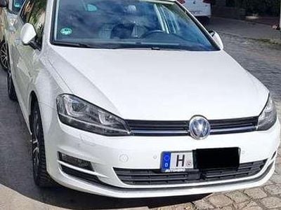 Weiß Gebraucht 2016 VW Golf LOUNGE Limousine | 12.500 € (Guter Preis)