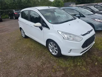 Używany Ford B-MAX Titanium 125 KM (91 kW) 2013 Biały Minivan