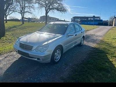 Usata Mercedes C180 Classic 130 CV (95 kW) 2001 Argento Berlina