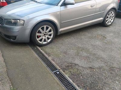 Second-hand Audi A3 S-Line 140 CP (102 kW) 2004 Argintiu Hatchback