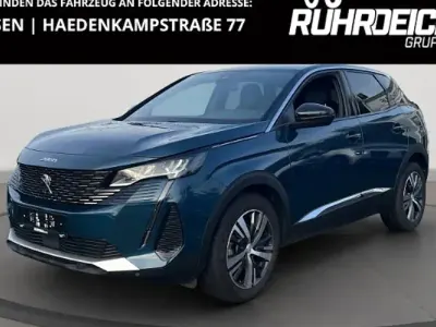 Gebraucht Peugeot 3008 Allure 131 PS (96 kW) 2023 Lackierung blau celebes SUV