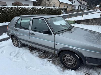 Silber Gebraucht 1990 VW Golf II Kleinwagen | 1.099 €