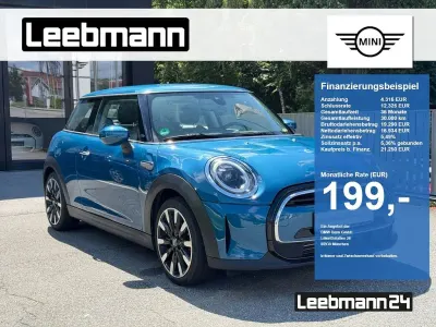 Gebraucht Mini Cooper Classic 136 PS (100 kW) 2023 Blau Kleinwagen